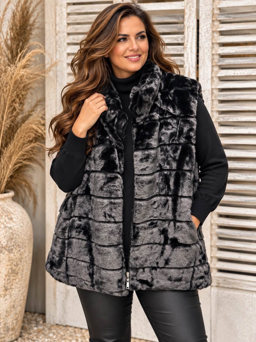 Faux fur gilet zwart
